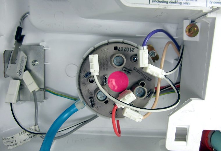 Замена датчика воды в стиральной машине I-star
